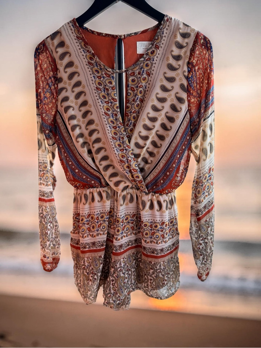 Chic trendy bohemian romper size small Sienna Sky